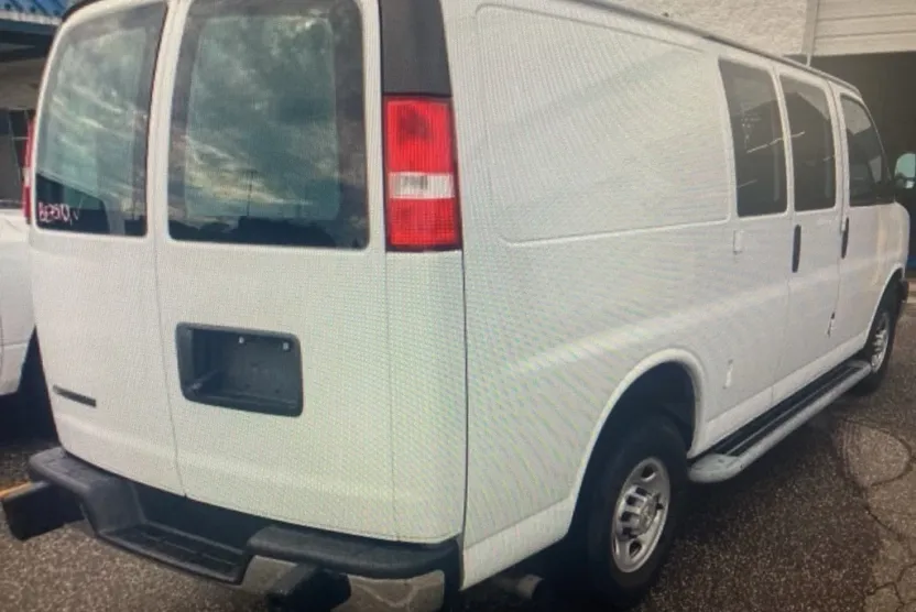 2023 Chevrolet Express 2500 Work Van Cargo photo 1