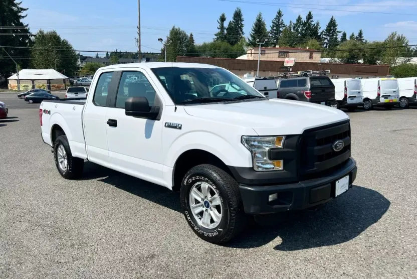 2015 Ford F-150 photo 1