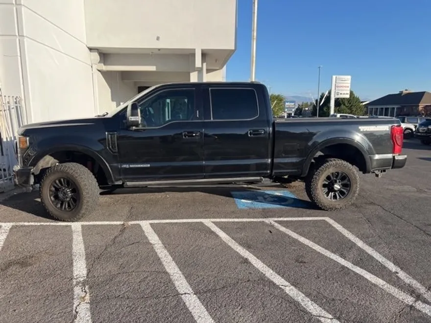 2020 Ford F-350 Lariat photo 1