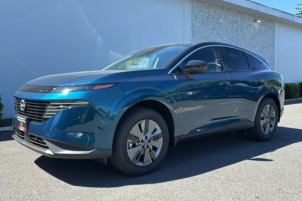 2025 Nissan Murano SL photo 1