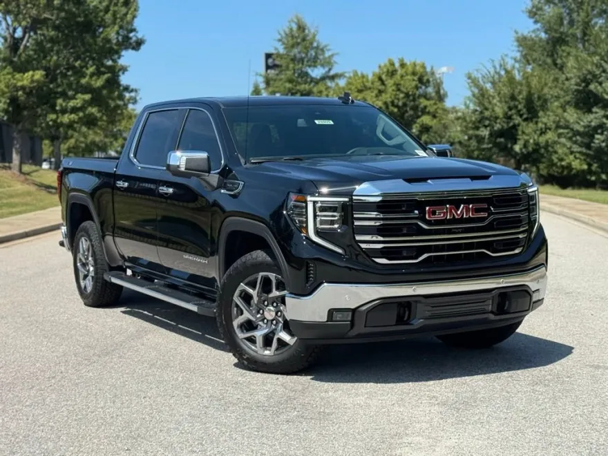 2026 Gmc Sierra 1500 SLT photo 1