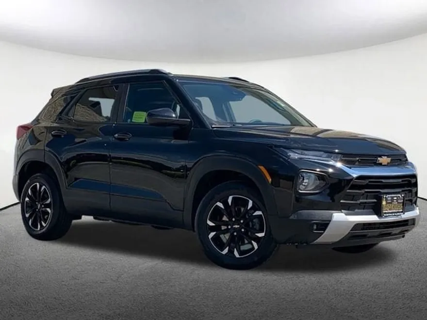 2023 Chevrolet Trailblazer LT photo 1