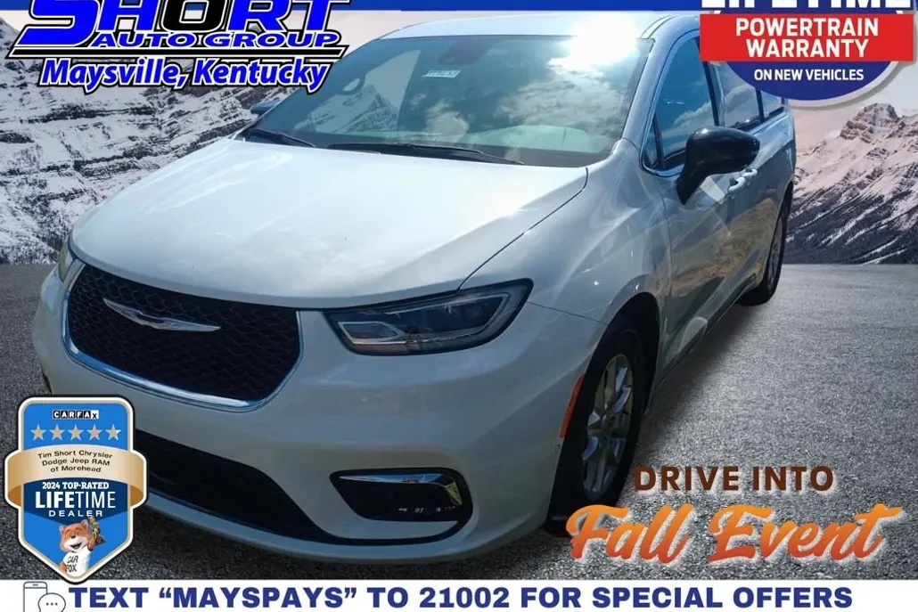2026 Chrysler Pacifica photo 1
