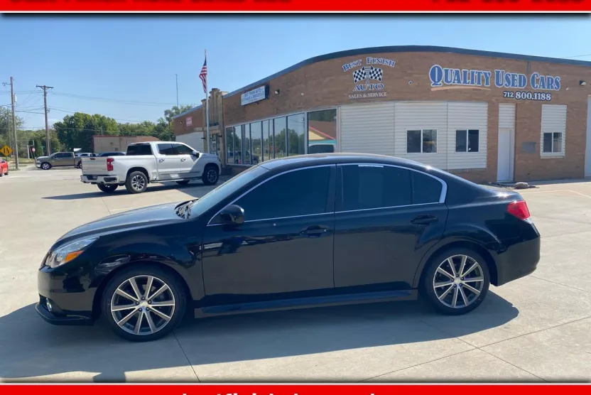 2013 Subaru Legacy 2.5i Premium photo 1