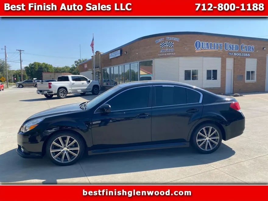 2013 Subaru Legacy 2.5i Premium photo 1