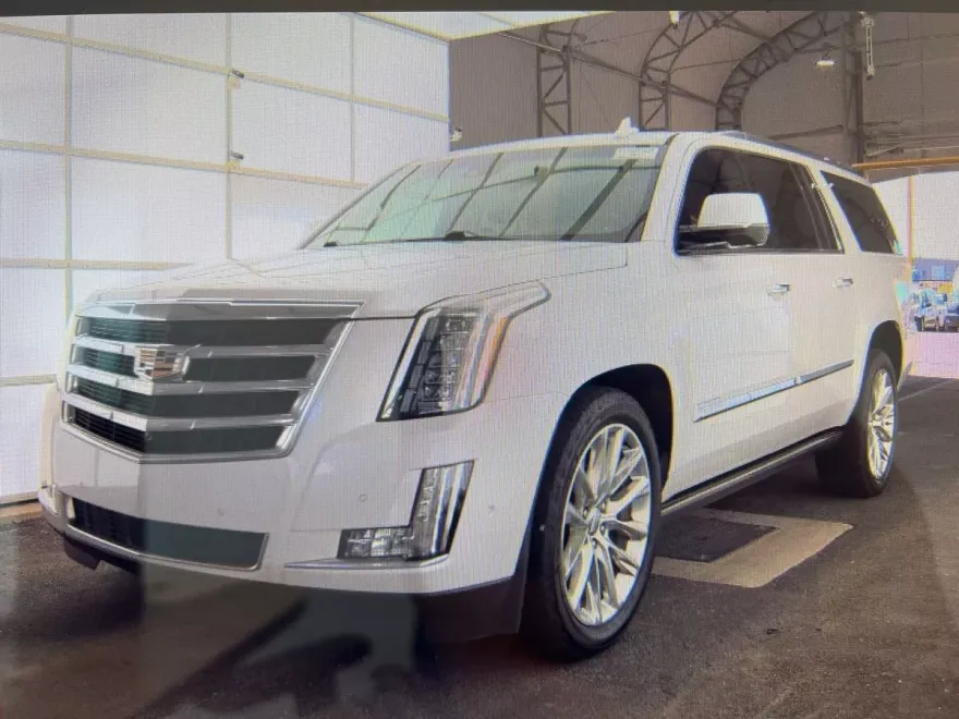 2018 Cadillac Escalade ESV Premium Luxury photo 1