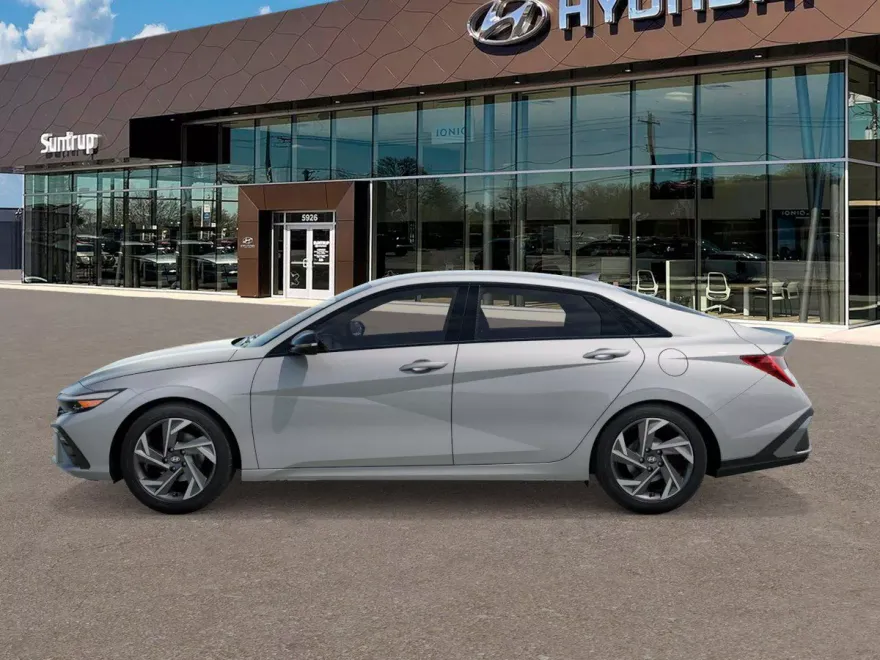 2025 Hyundai Elantra SEL Sport photo 1