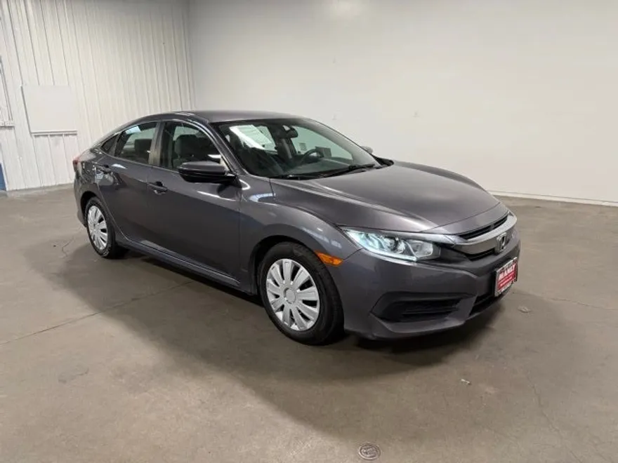 2017 Honda Civic LX photo 1
