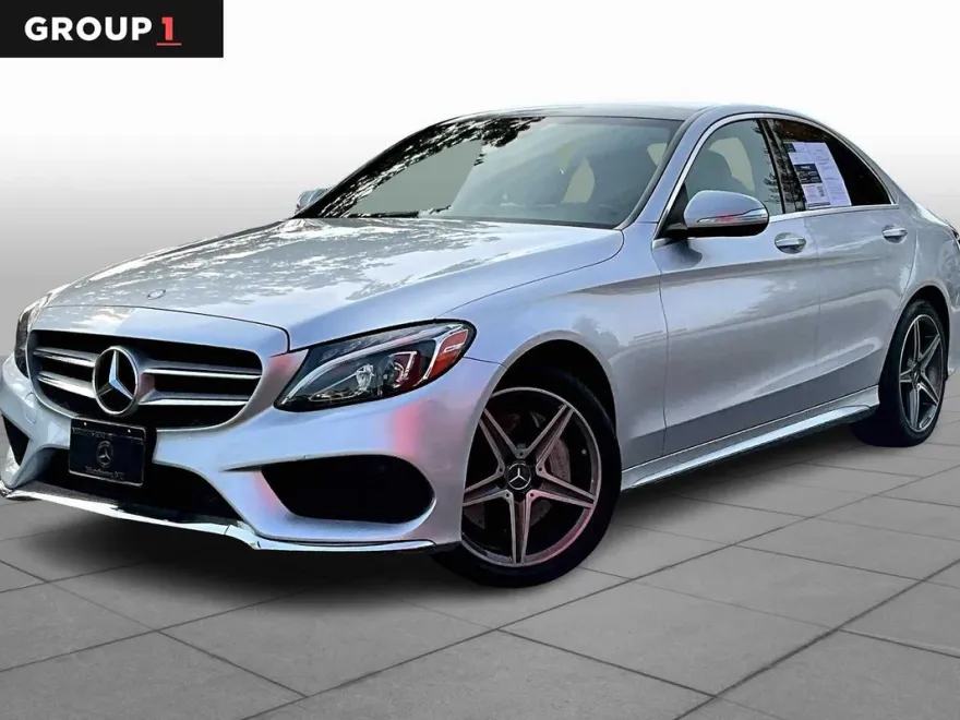 2015 Mercedes Benz C 300 Sport photo 1