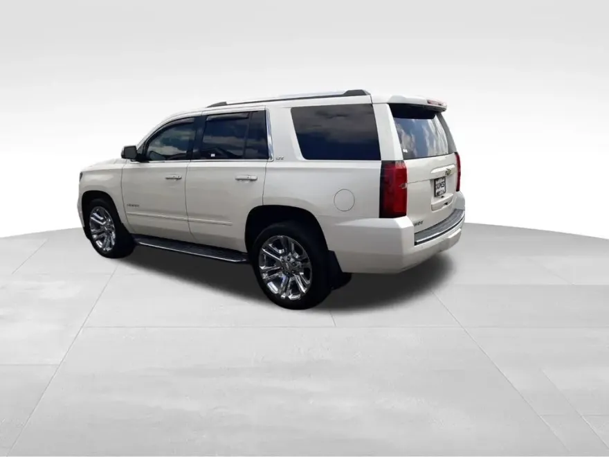 2015 Chevrolet Tahoe LTZ photo 1