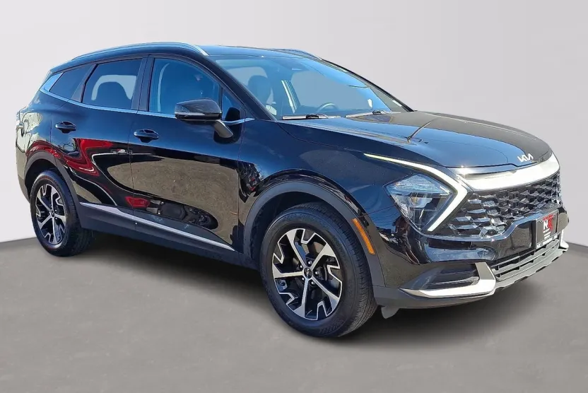 2023 Kia Sportage EX photo 1