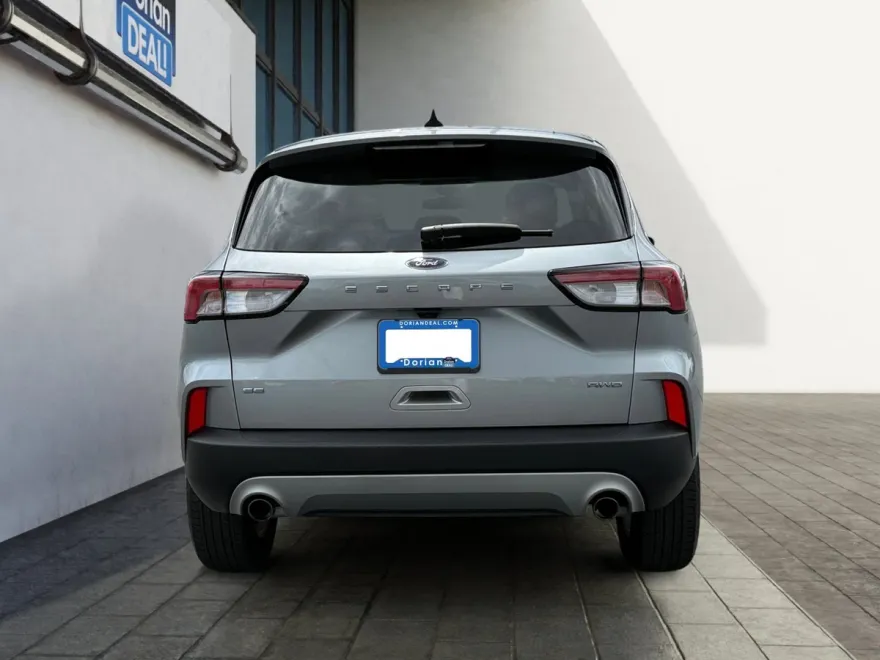 2022 Ford Escape SE photo 1