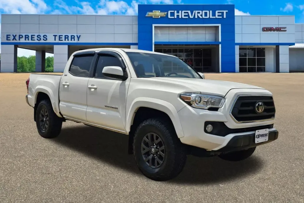 2020 Toyota Tacoma SR5 photo 1