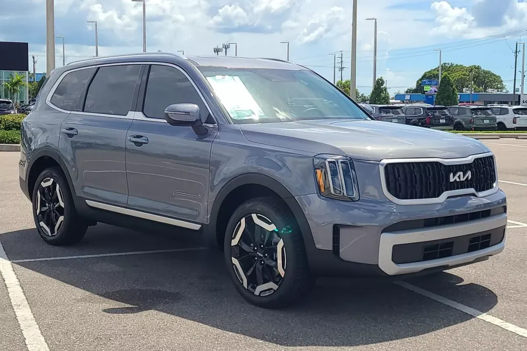 2025 Kia Telluride EX photo 1