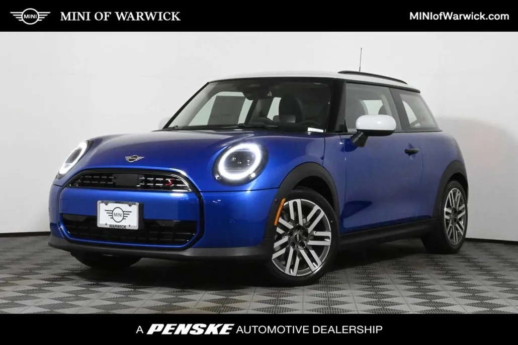 2025 Mini Cooper Signature photo 1