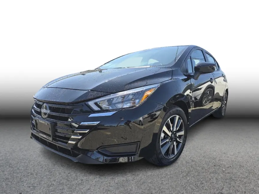 2025 Nissan Versa SV photo 1