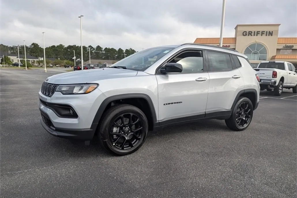2026 Jeep Compass Latitude photo 1