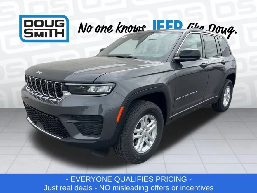 2025 Jeep Grand Cherokee Laredo photo 1