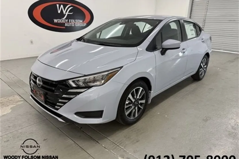 2025 Nissan Versa SV photo 1