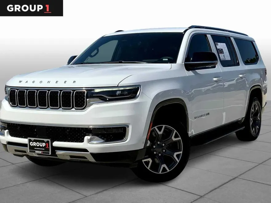 2023 Jeep Wagoneer L Series III photo 1