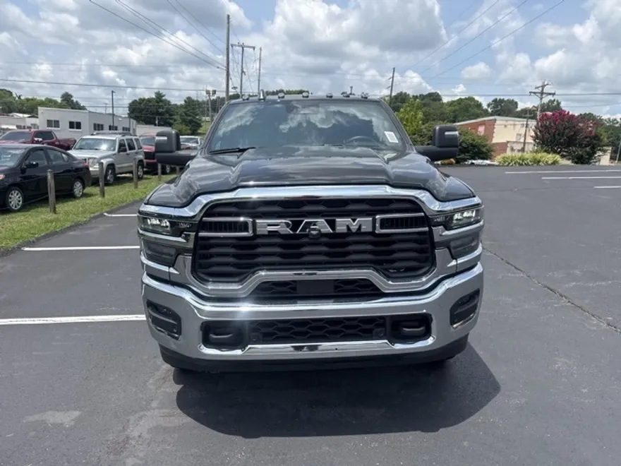 2025 Ram 2500 Tradesman photo 1