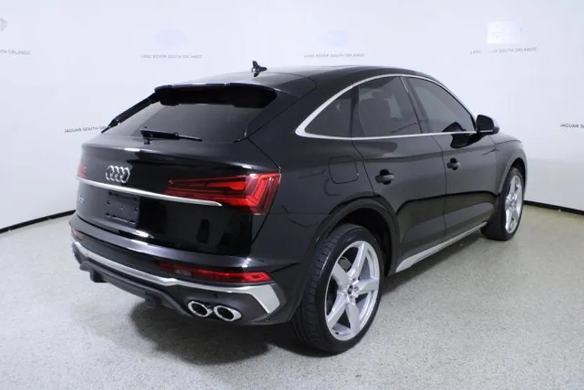 2022 Audi SQ5 Premium photo 1