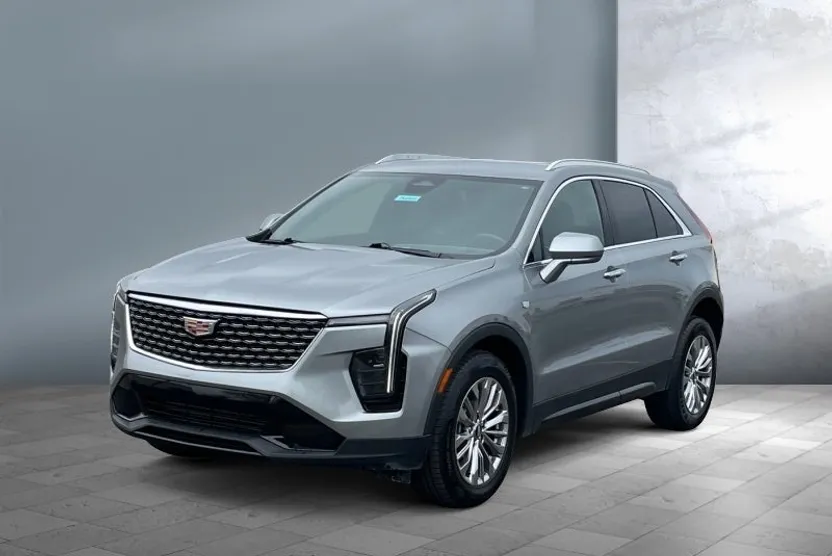 2024 Cadillac XT4 Premium Luxury photo 1