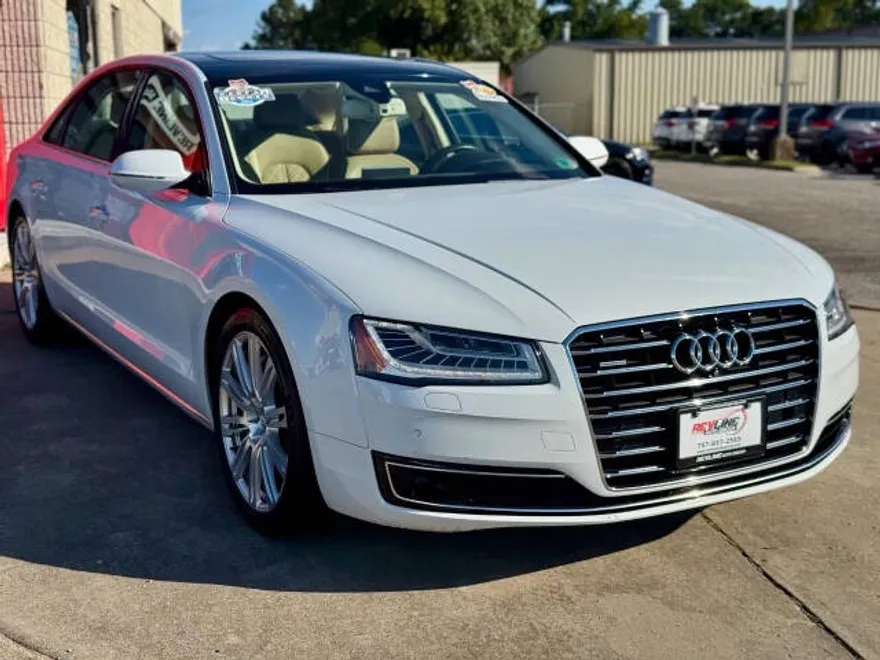 2015 Audi A8 L 3.0T Quattro photo 1