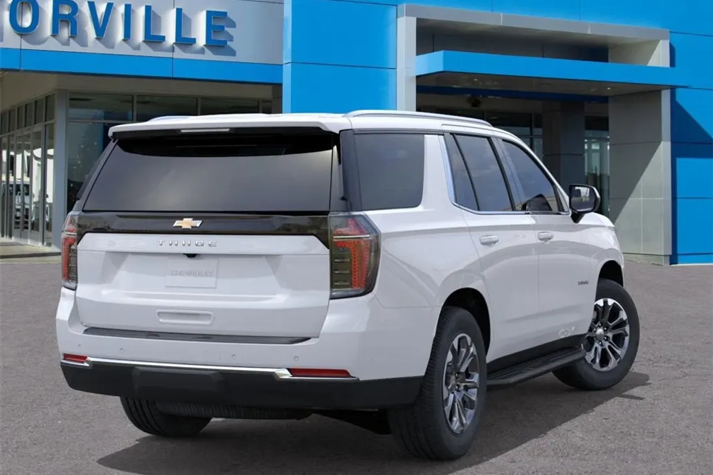 2025 Chevrolet Tahoe LS photo 1