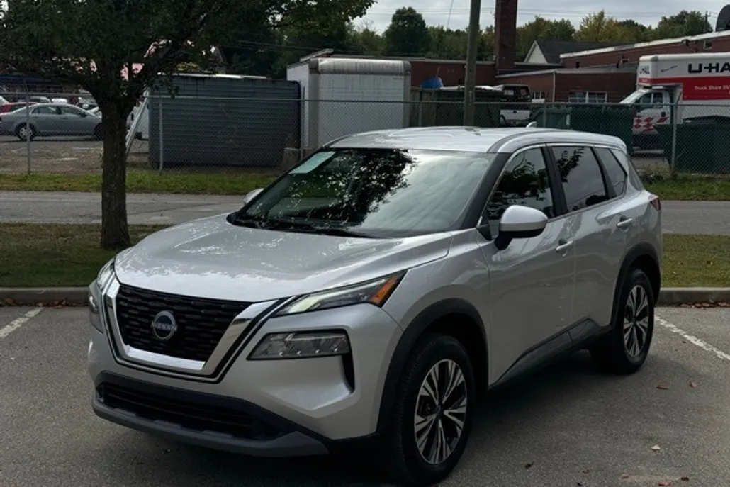 2023 Nissan Rogue SV photo 1