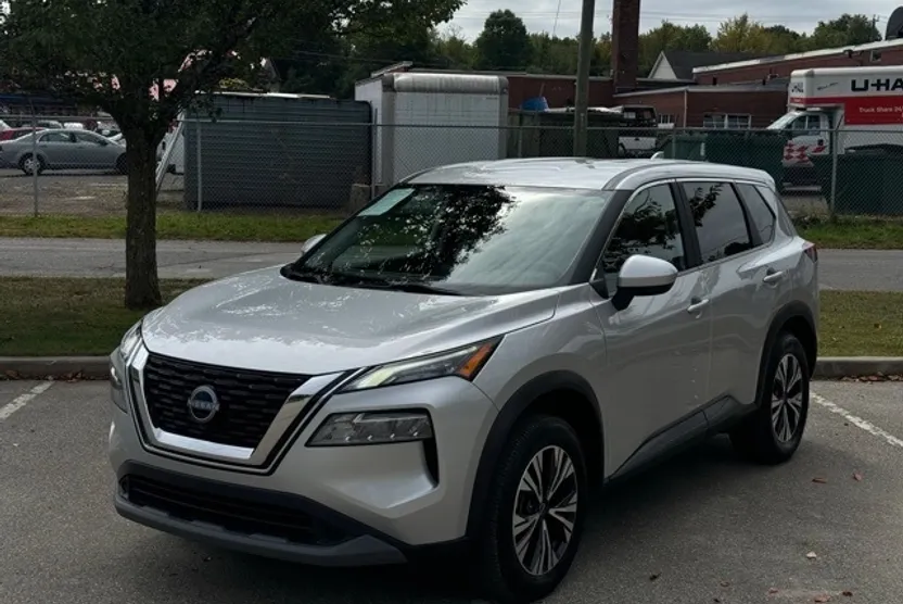 2023 Nissan Rogue SV photo 1