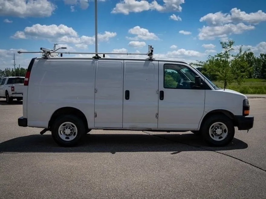 2019 Chevrolet Express 2500 Work Van photo 1