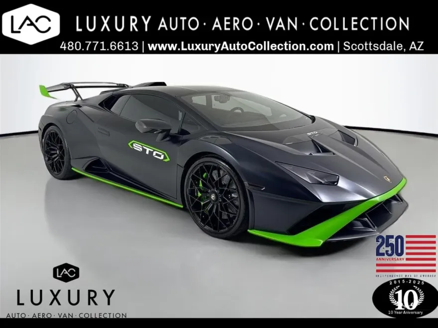 2023 Lamborghini Huracan STO photo 1