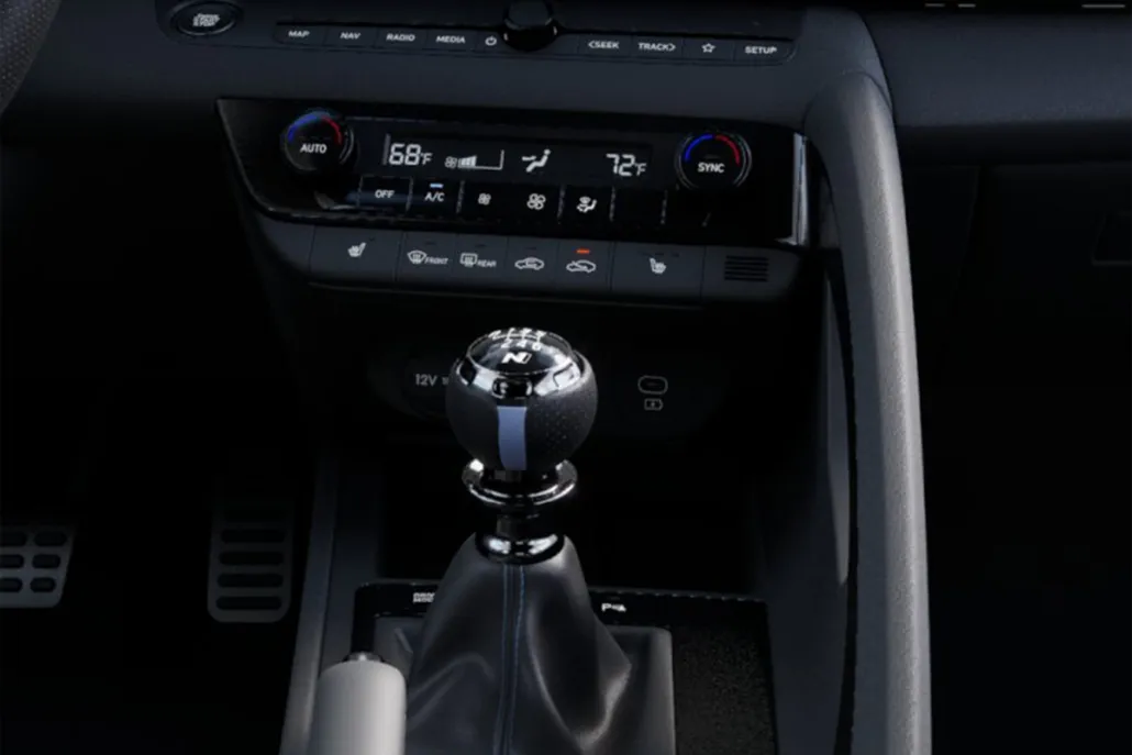 2025 Hyundai Elantra N photo 1