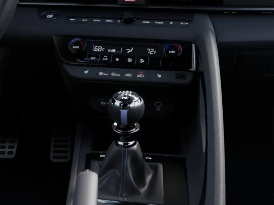 2025 Hyundai Elantra N photo 1