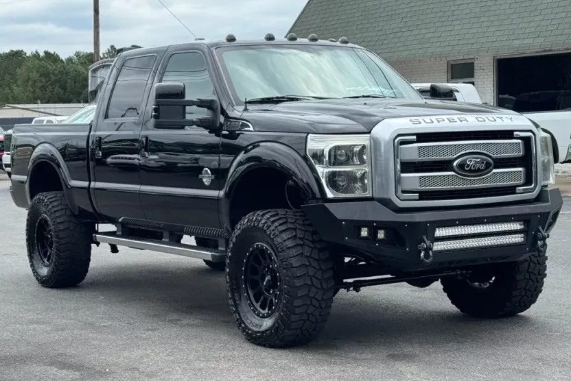 2016 Ford F-250 Lariat photo 1