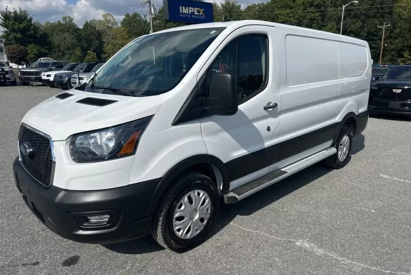 2024 Ford Transit photo 1