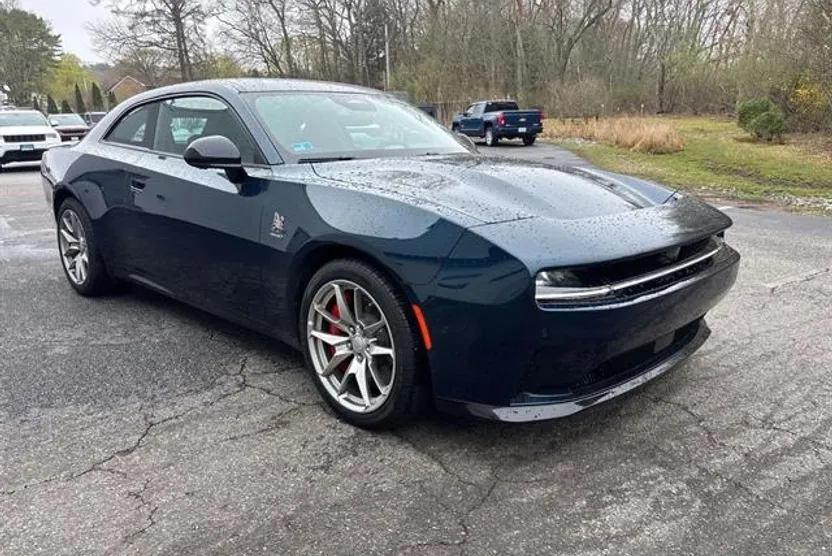 2024 Dodge Charger Daytona Scat Pack photo 1