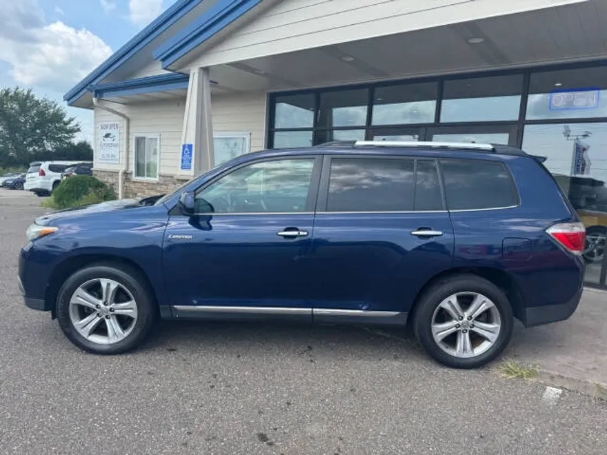 2011 Toyota Highlander Limited photo 1