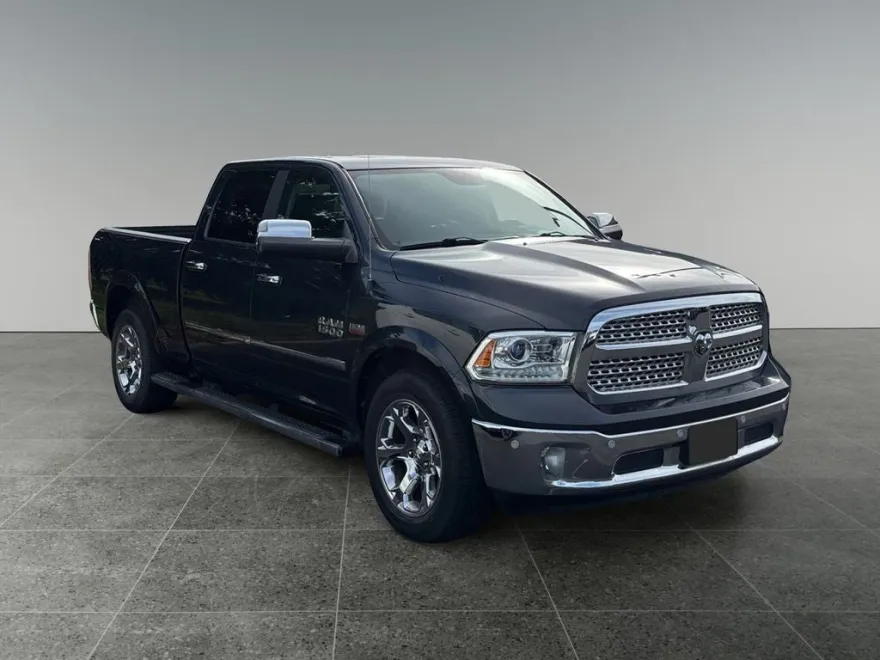 2018 Ram 1500 Laramie photo 1