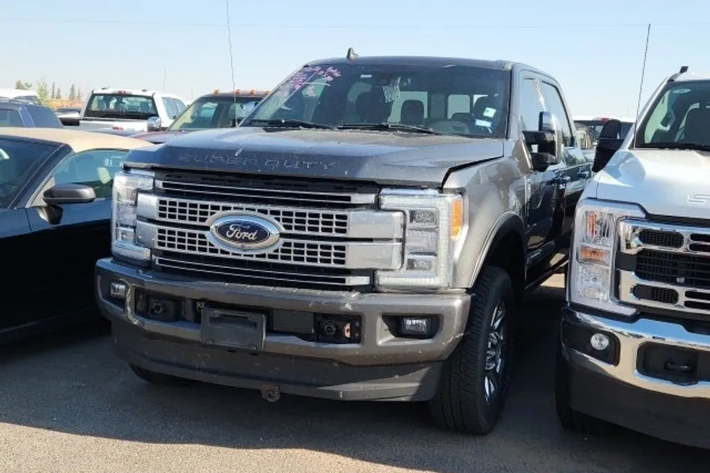 2019 Ford F-350 photo 1