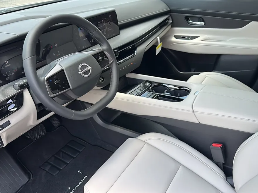 2025 Nissan Murano SV photo 1