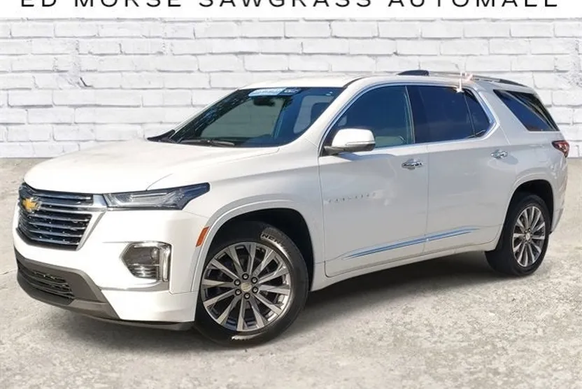 2023 Chevrolet Traverse Premier photo 1
