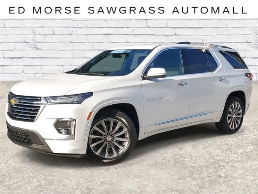 2023 Chevrolet Traverse Premier photo 1