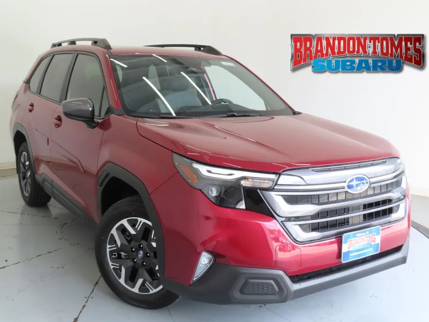 2025 Subaru Forester Premium Base photo 1