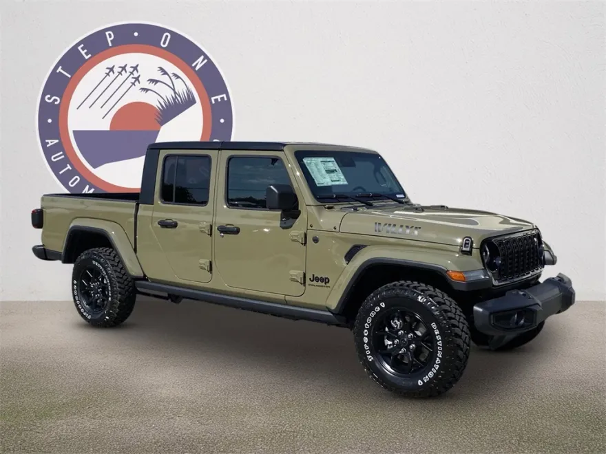 2025 Jeep Gladiator Willys photo 1