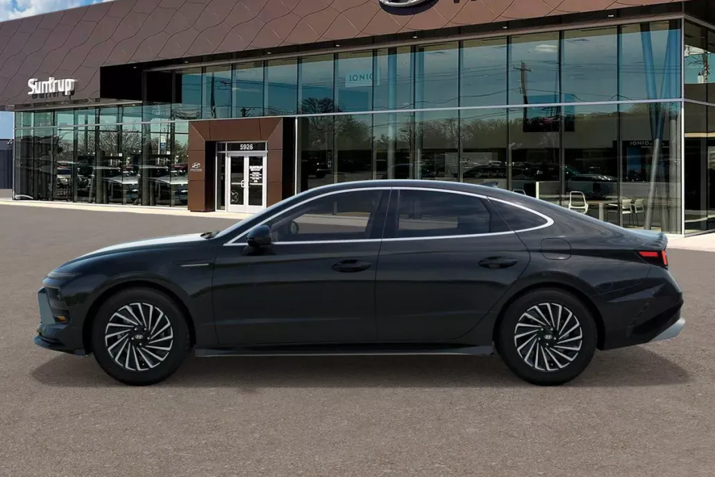2025 Hyundai Sonata Hybrid SEL photo 1