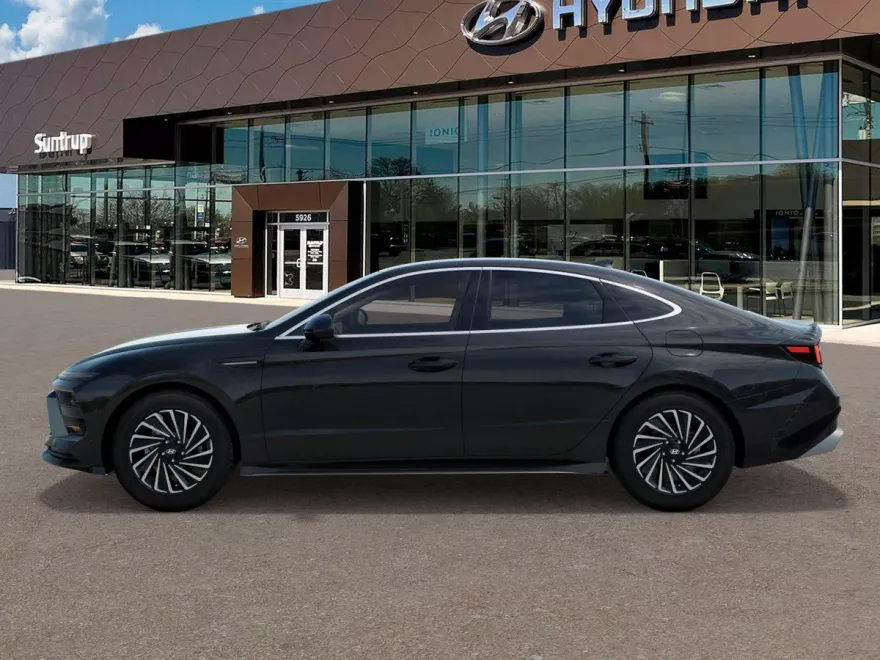 2025 Hyundai Sonata Hybrid SEL photo 1
