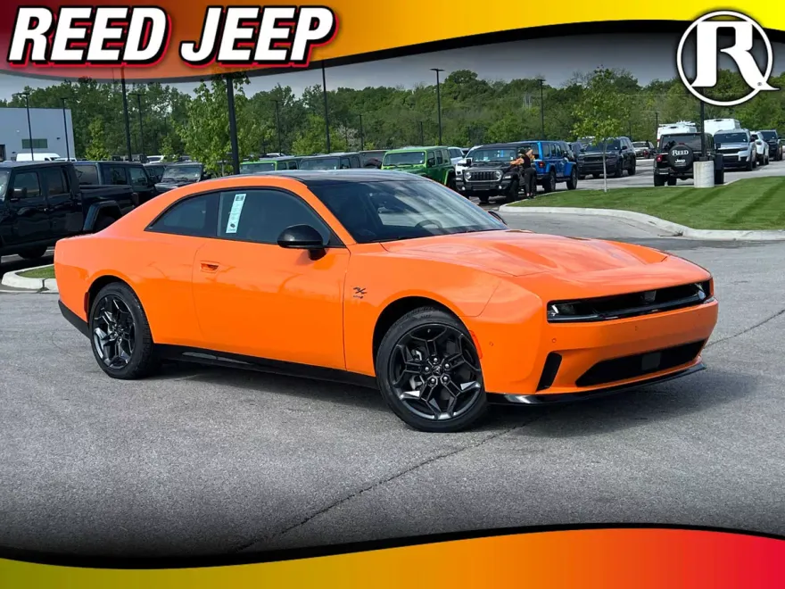 2025 Dodge Charger Daytona R/T photo 1