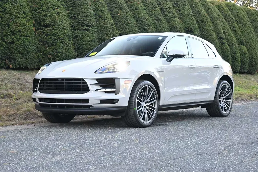 2021 Porsche Macan S photo 1